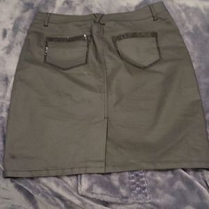 Women's Size 42 Black Skirt